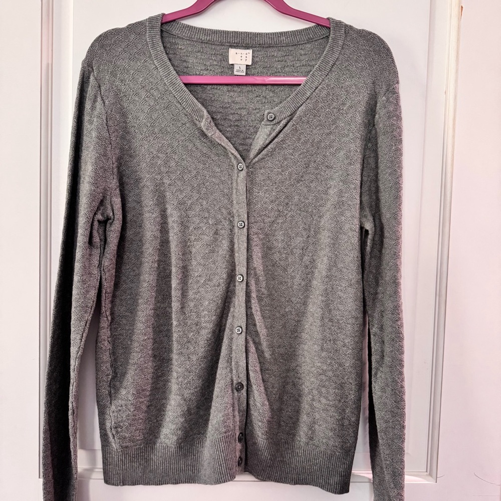 A new day 100% cotton cardigan size L unique knit all over design